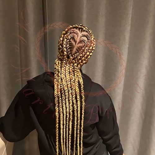 Feed-in long and pattern braids hairstyle